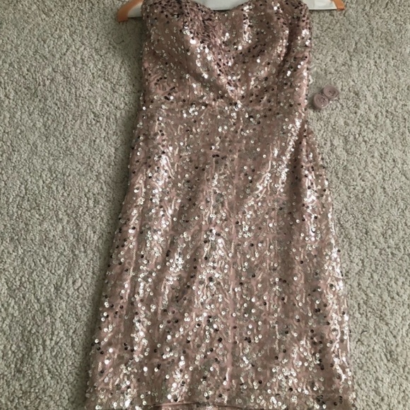 Dress - Picture 1 of 1